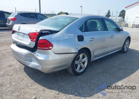 2015 Volkswagen Passat 1.8T Limited Edition from USA, damaged, VIN 1VWAT7A33FC119680